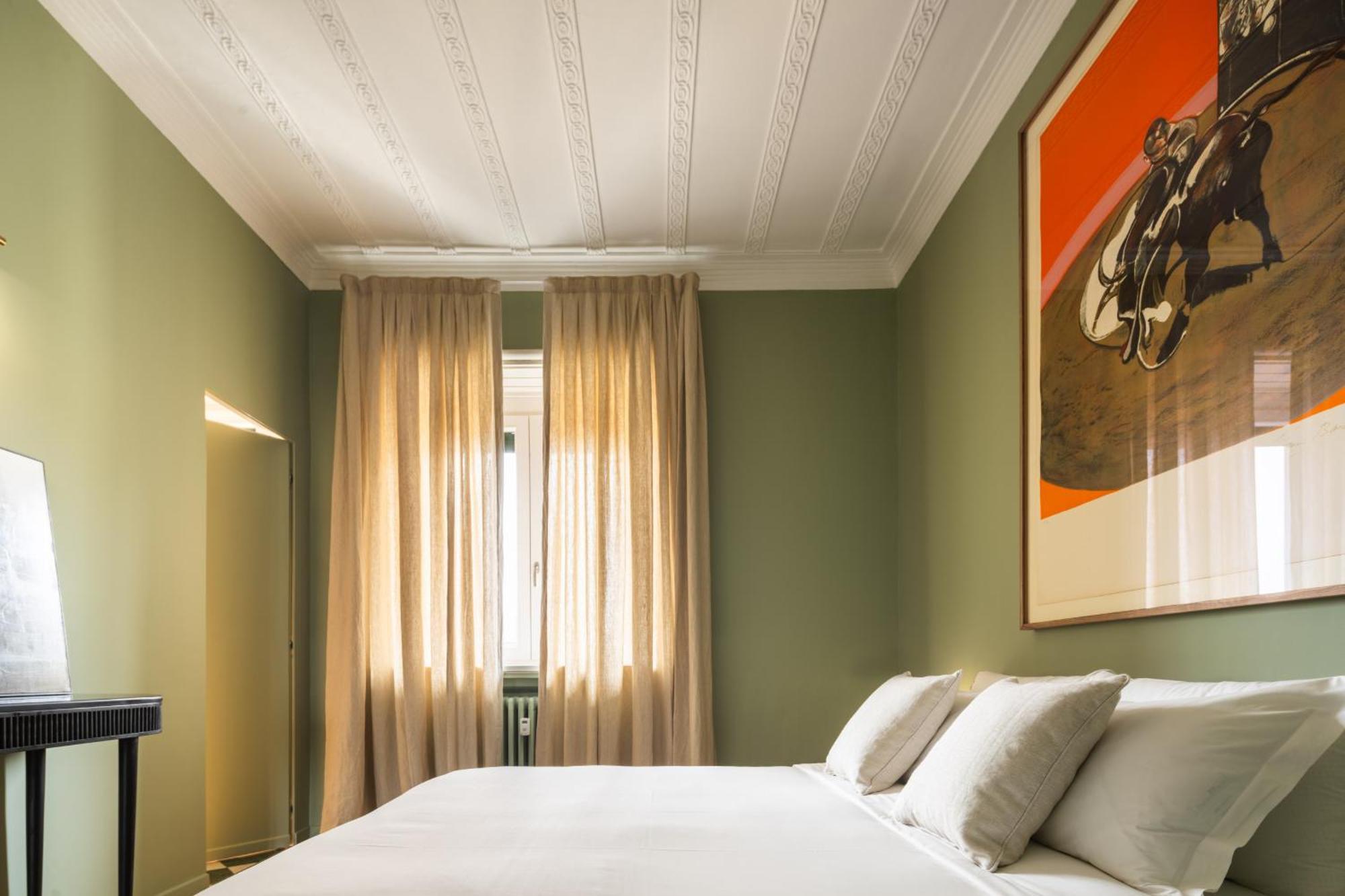 Cadamosto Art Penthouse With Terrace R&r Apartment Milan