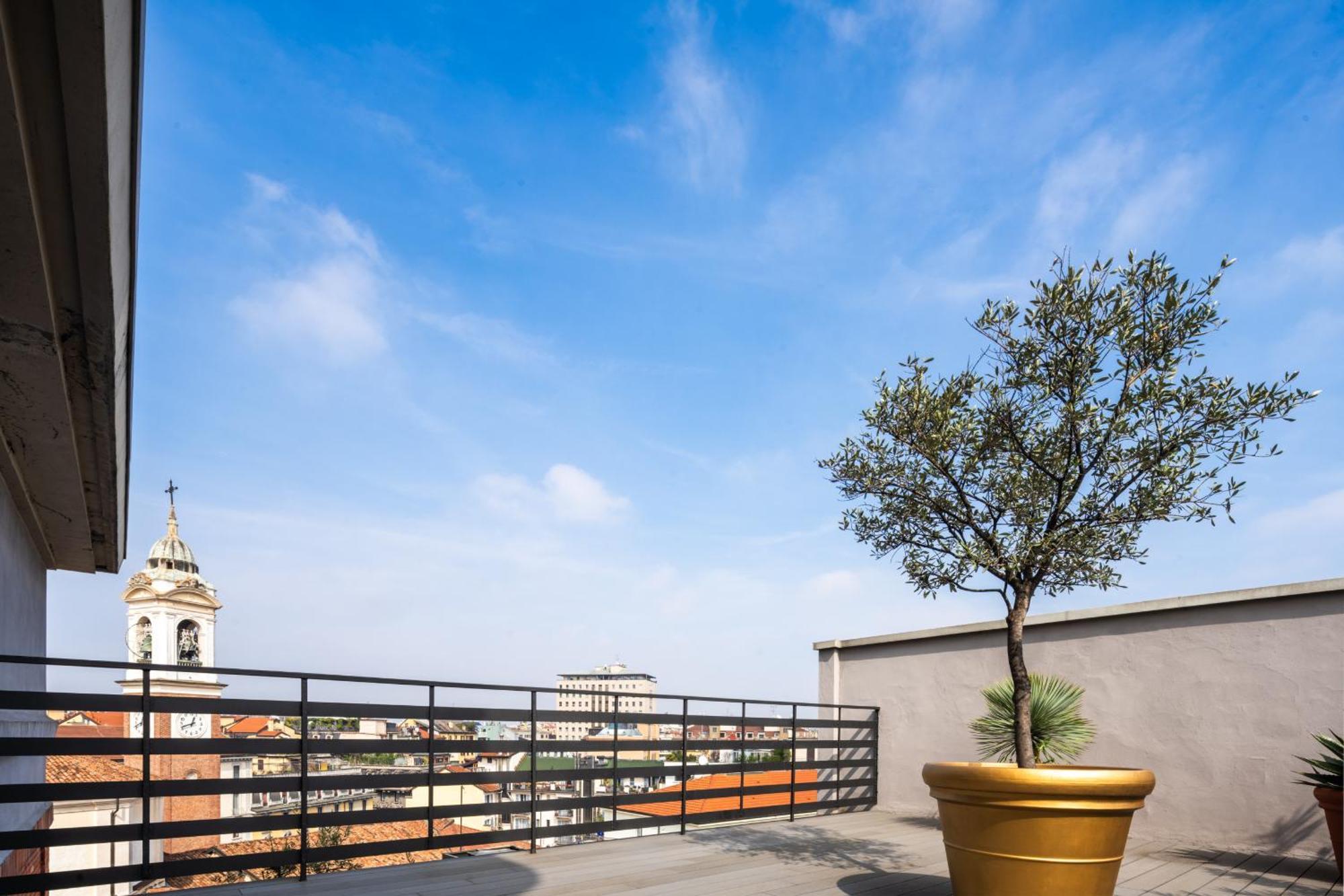 Cadamosto Art Penthouse With Terrace R&r Apartment