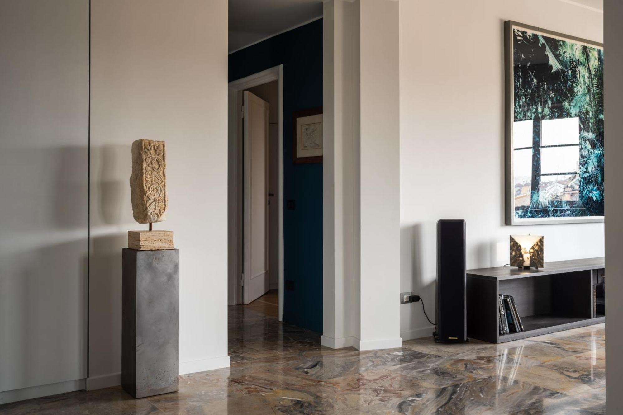 Cadamosto Art Penthouse With Terrace R&r Mailand