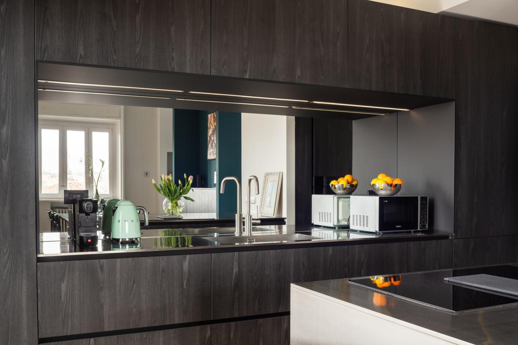 Cadamosto Art Penthouse With Terrace R&r * Mailand