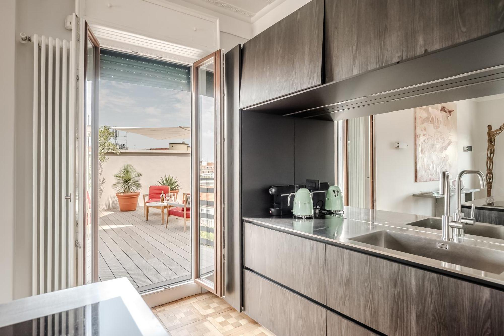 Cadamosto Art Penthouse With Terrace R&r Apartment
